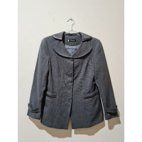 Blazer Kerja  Gianina preloved