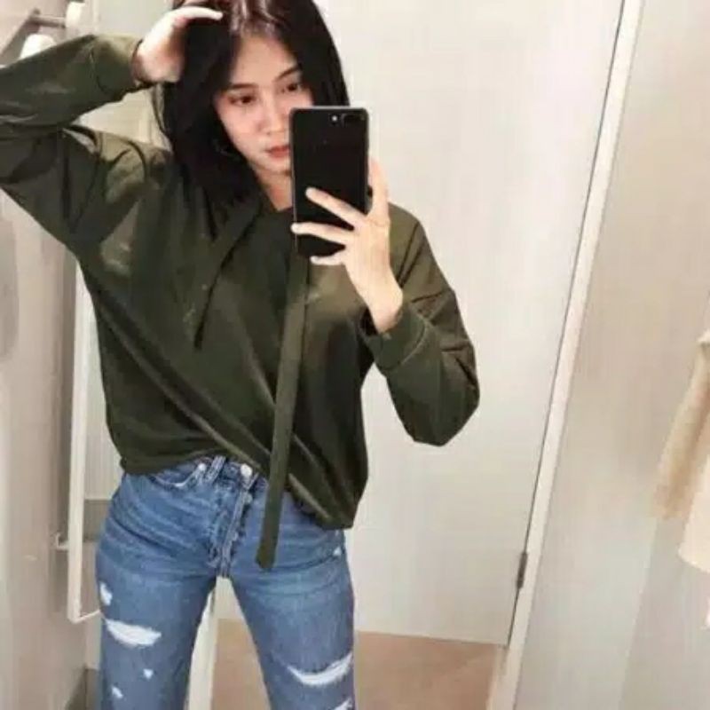 SWEATER POLOS