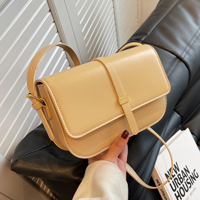 Tas Pesta Import Tas Wanita 2022  Messenger Tas Sederhana fashion Bahu Kecil