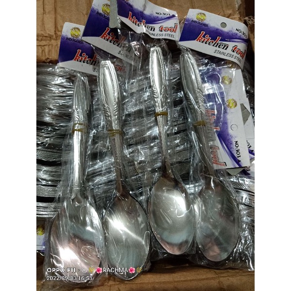 Sendok makan 303
