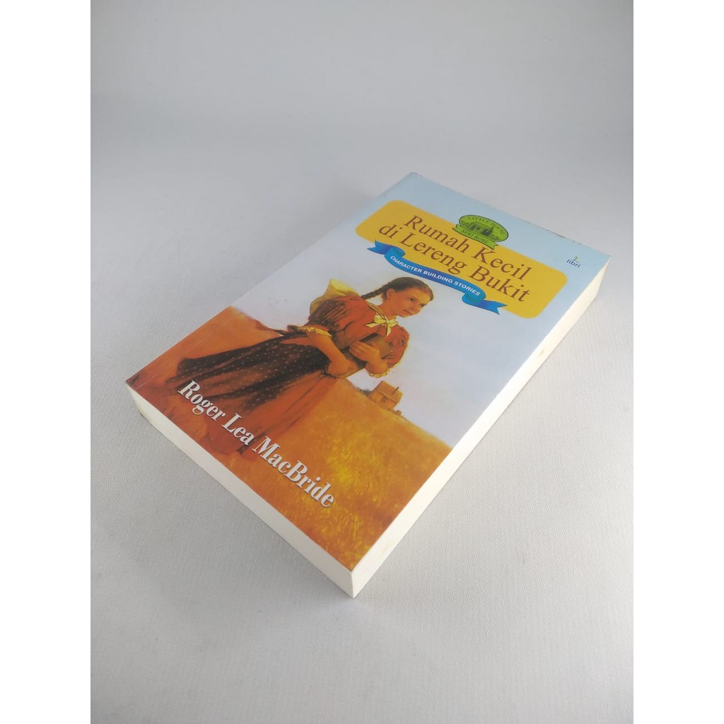 Rumah Kecil di Lereng Bukit