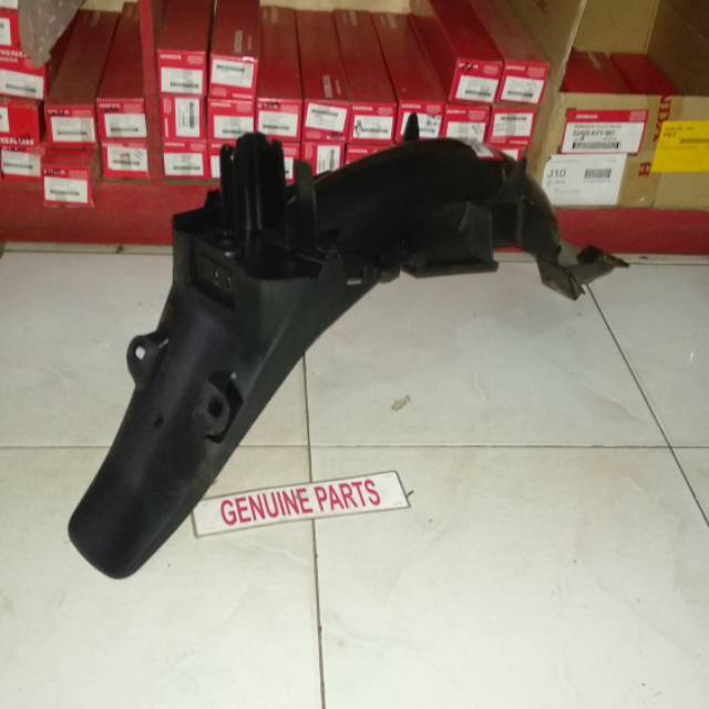 Spakbor Depan Selebor Kharisma X Karisma X D 80100-KPH-720 Ori Ahm