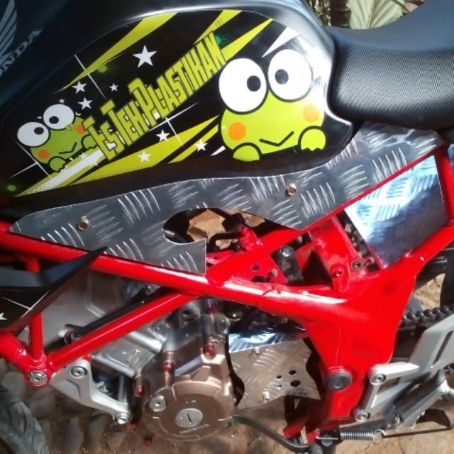 Pemanis rangka new cb150r facelife