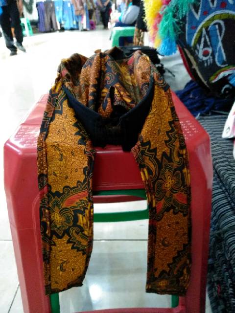 Ikat sunda praktis //ikat kepala jadi //totopong //udeng batik //sonagar