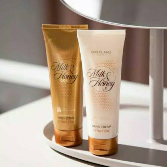 Paket Pencerah Badan SCRUB & HAND CREAM MILK HONEY Oriflame