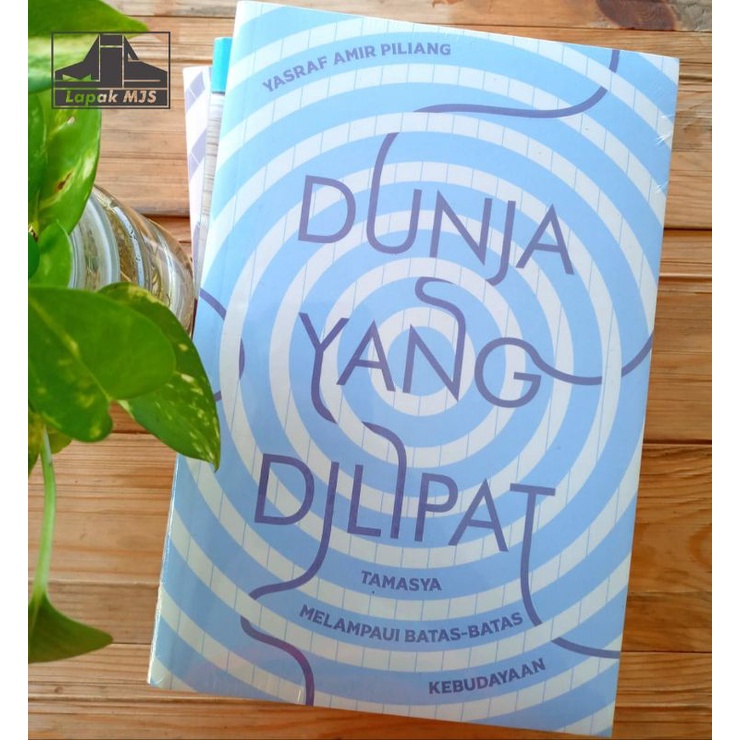 Dunia Yang Dilipat: Tamasya Melampaui Batas-batas Kebudayaan
