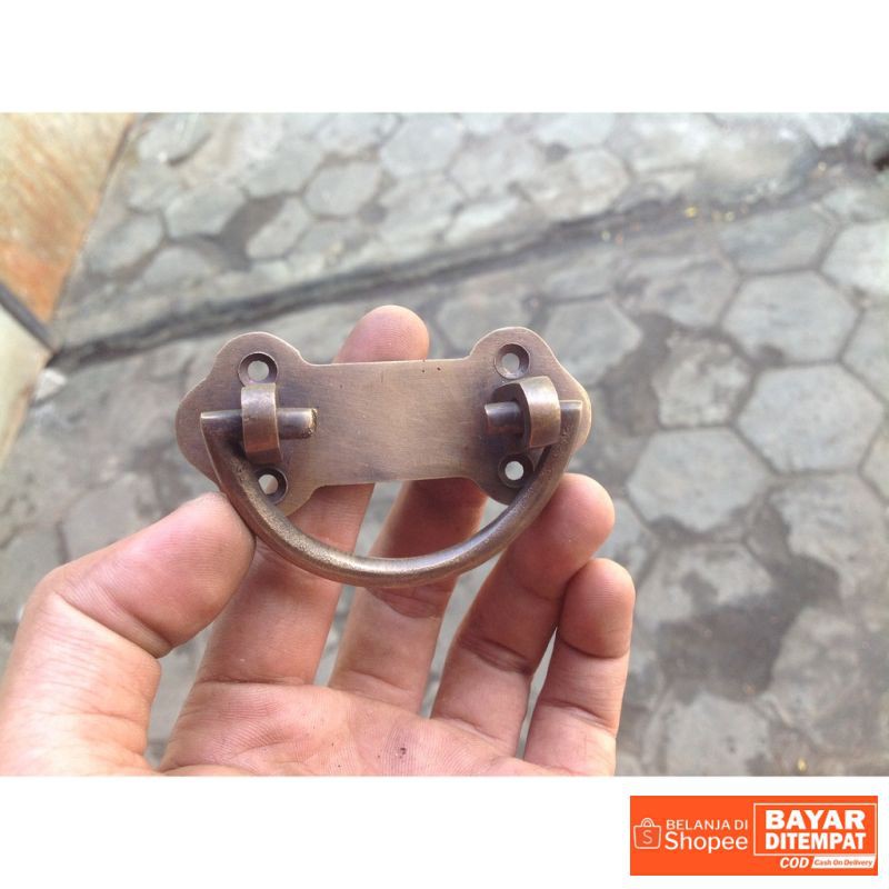 Handle / tarikan laci kuningan antik motif tulang kecil Termurah