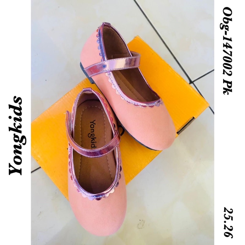 sepatu flat pita anak