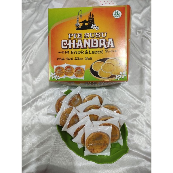 

Pie Susu Chandra 1 box isi 50 pcs + box