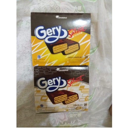 

Gery salut box wafer isi 24