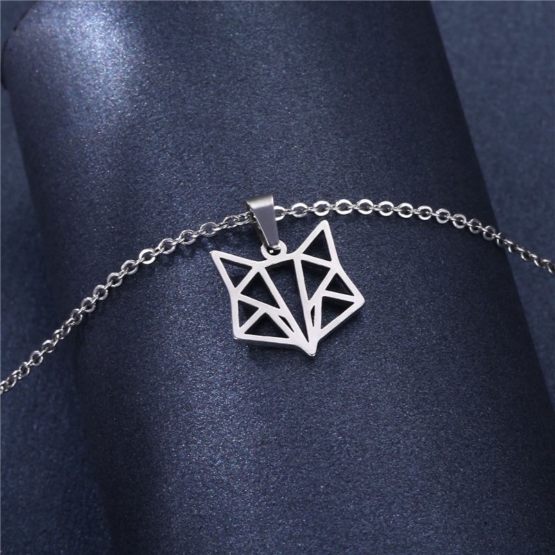 Eropa dan Amerika hollow stainless steel hewan kalung Fox liontin geometris klavikula rantai perhias