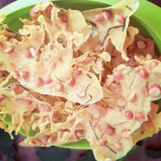 

peyek kacang