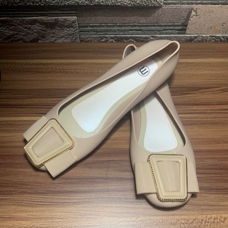 sepatu flat jelly
