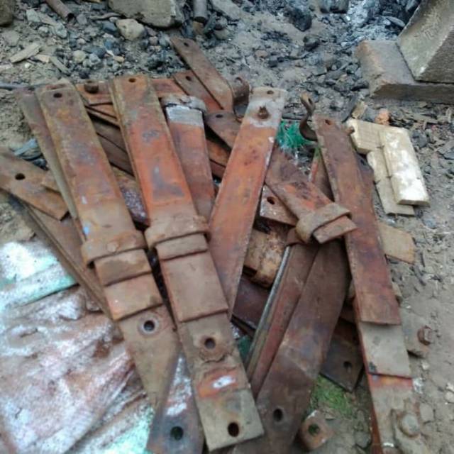 Per Jeep Willys Usa Jaman Belanda Bahan Pisau Golok Samurai Parang Sabit Paling Tajam Asli Shopee Indonesia