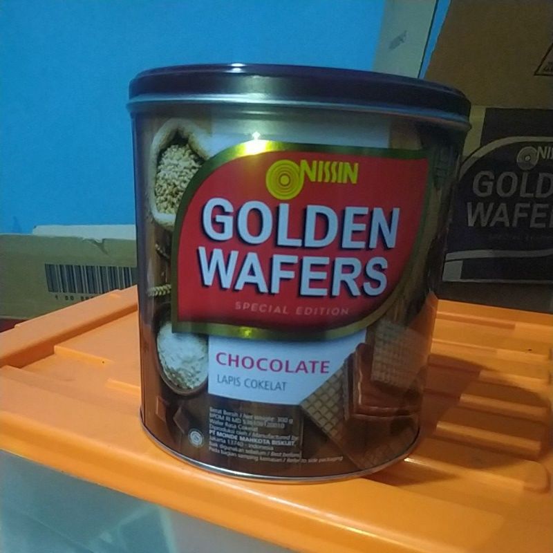 NISSIN GOLDEN WAFER KALENG 300gr