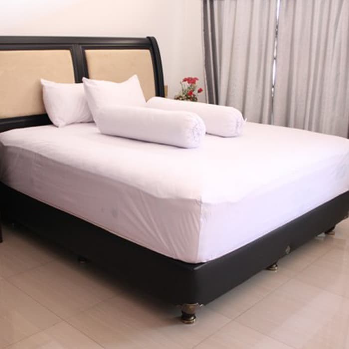 Sprei Hotel Polos Putih King Size Bahan Katun