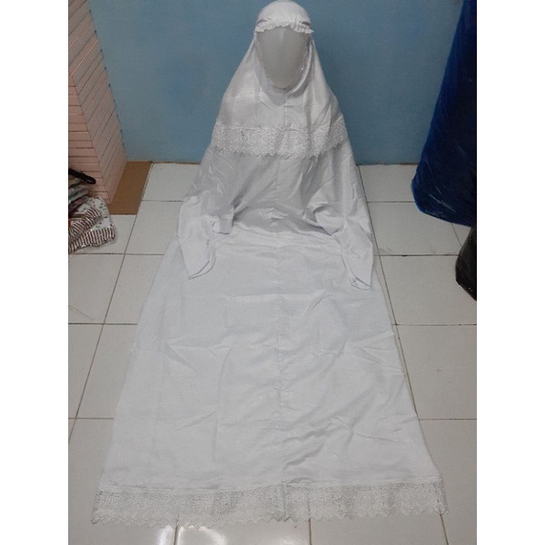 mukena terusan putih dewasa sutra velvet renda/mukenah santri terusan semi sutra jumbo