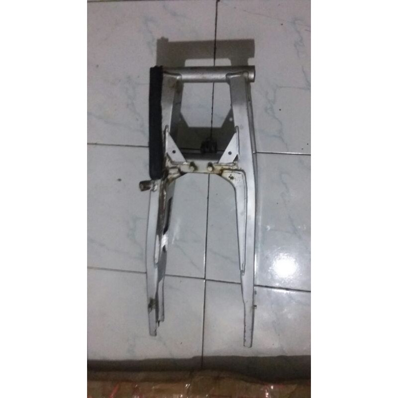 Swing Arm Copotan Original Vixion Old 2008 - 2012(Fork Garpu)