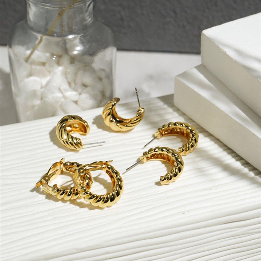 Preva hoop Earrings Wanita Fashion Spiral Setengah hoop Perhiasan Geometris twist Ear clip