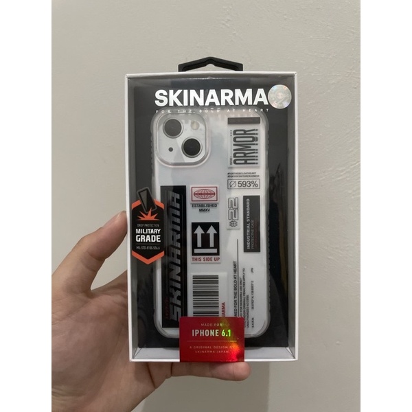 SKINARMA clear case Iphone 13