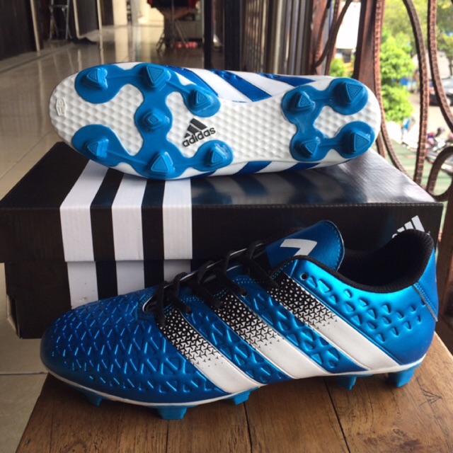 sepatu bola adidas ace