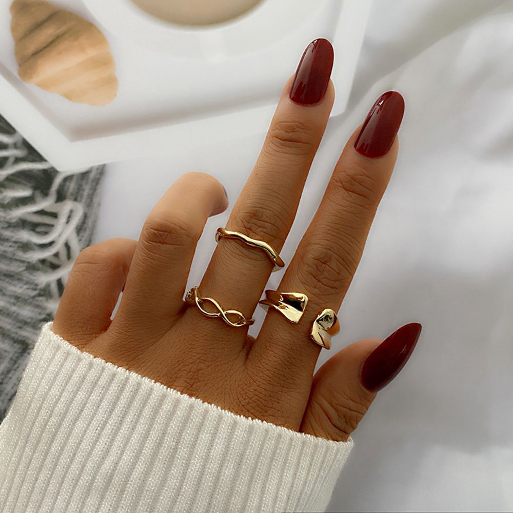 Needway  Geometric Women Finger Ring Personality Rings Set Korean Style Rings Trendy Chain Punk Creative Frog Crystal Portrait Coin