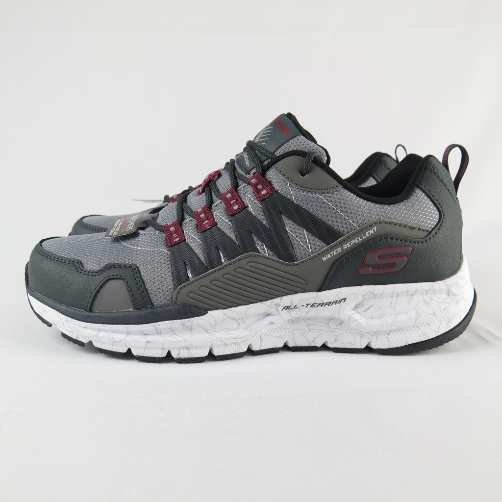sepatu skechers outdoor