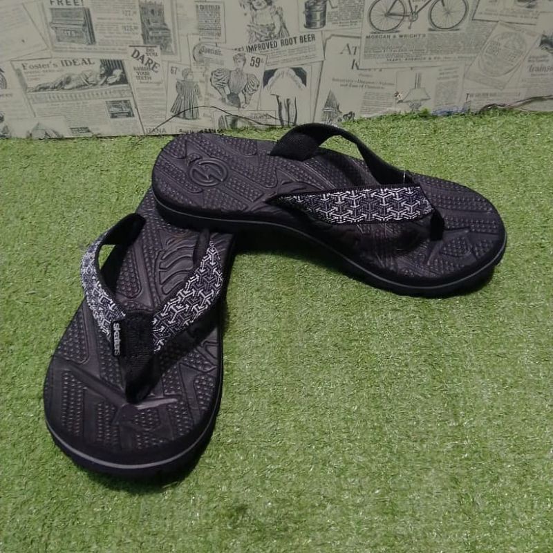 Sendal Gunung Skaters