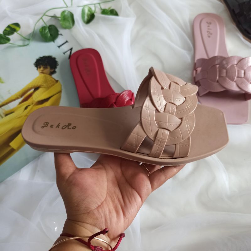 SANDAL CEWEK | SELOP CEWEK | SELOP KARET