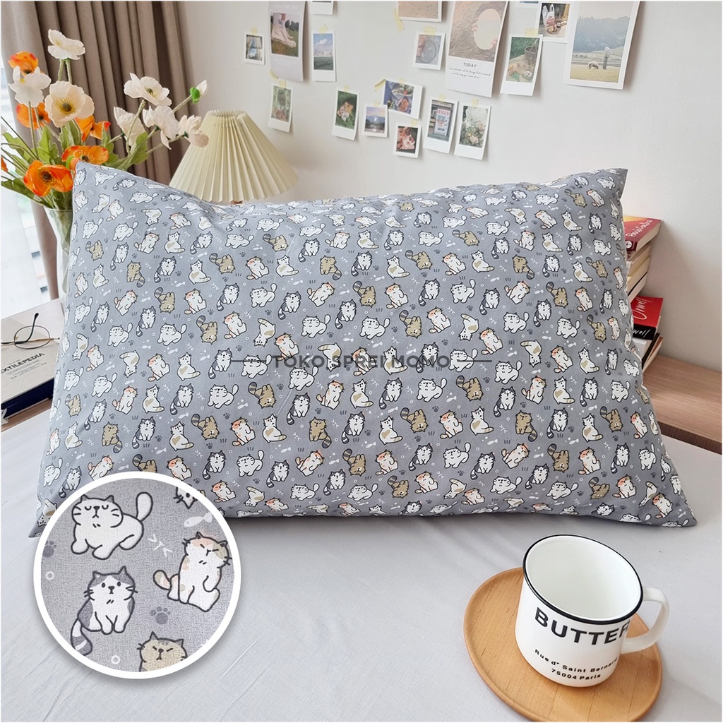 Sarung Bantal / Guling Motif Kucing Meong MOMO