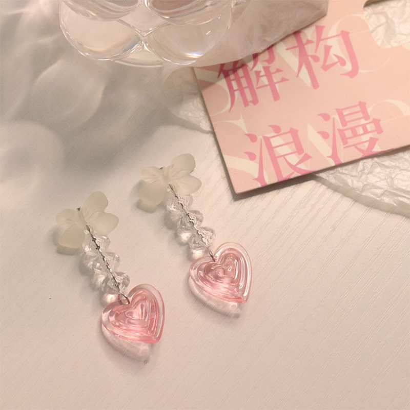 Anting Panjang Bentuk Hati Warna Pink Bahan Resin Gaya Korea Vintage Untuk Wanita