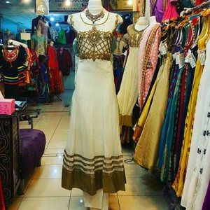 BAJU INDIA,SALWAR,KURTI,KAIN,BAJU SARI,KAIN SARI,KAIN SARI INDIA