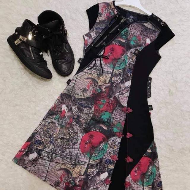 BOOKED MEI - OZZ CROCE GOTHIC DRESS