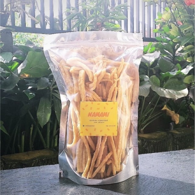 

[DIJAMIN BEDA] SISTIK EXTRA CHEESE 500GR - NAMAMI CHEESE STICK