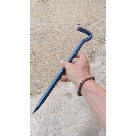 linggis kecil pencabut paku