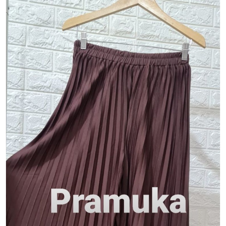 CELANA KULOT PLISKET PREMIUM JUMBO M FIT TO XXL-pramuka
