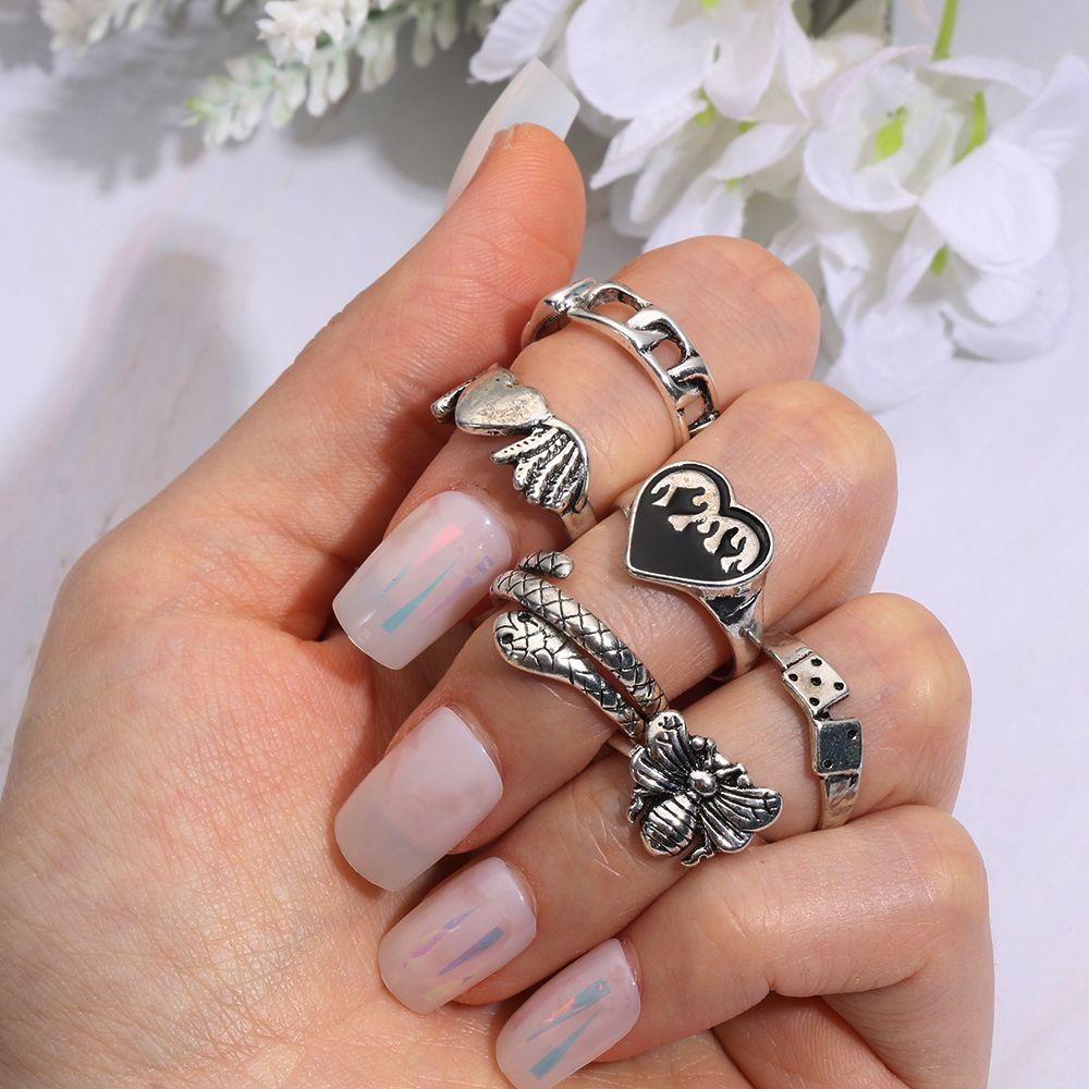 Lily Set Cincin Retro Hadiah Untuk Wanita Pria Perhiasan Hip Hop Motif Hati