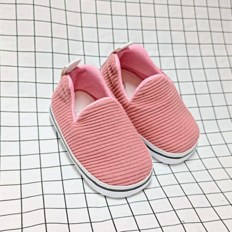 baby shoes/sepatu sneakers bayi casual bayi laki laki /perempuan usia 2_13bln.