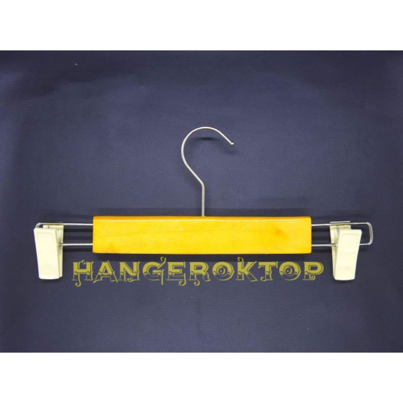 hanger kayu jepit plastik 262  natural 29cm(1 pcs )