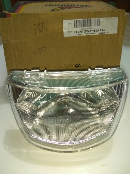 replektor lampu depan yamaha vega r 2004