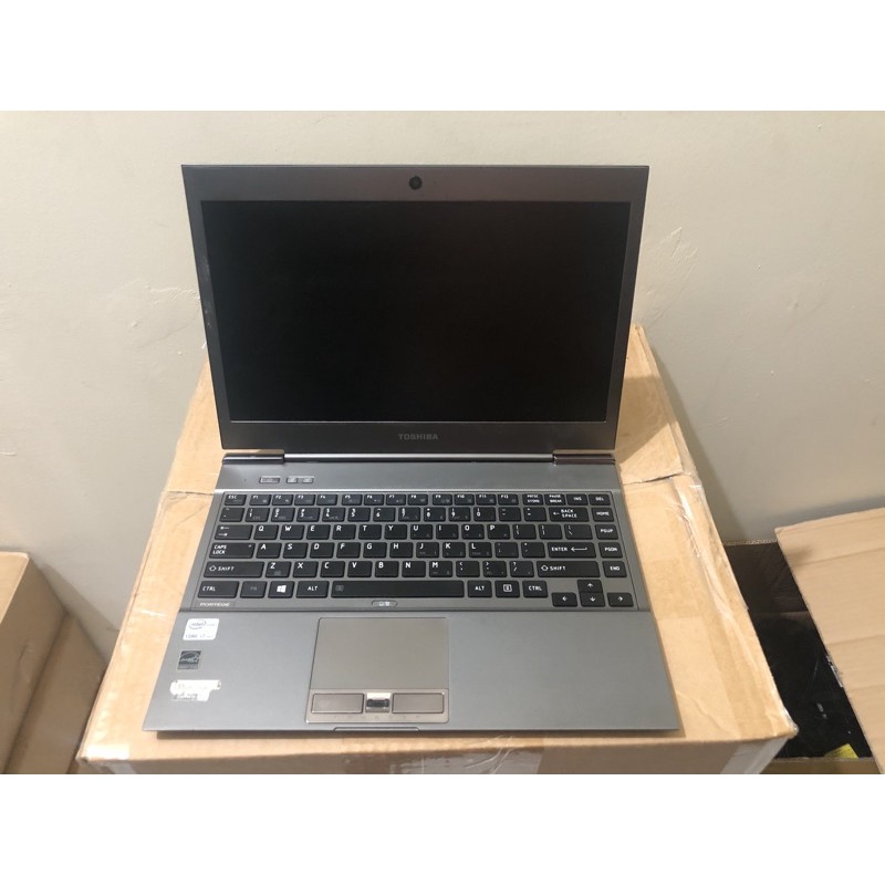 Laptop Toshiba Portege Z930 Core i7 3687u 8GB SSD 256 Murah Slim Win10