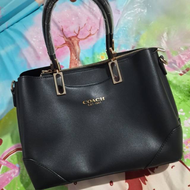 Tas Hitam COACH EST.1941  Handbag/Ada Tali Panjangnya