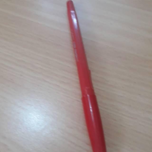 

bolpen merah pilot