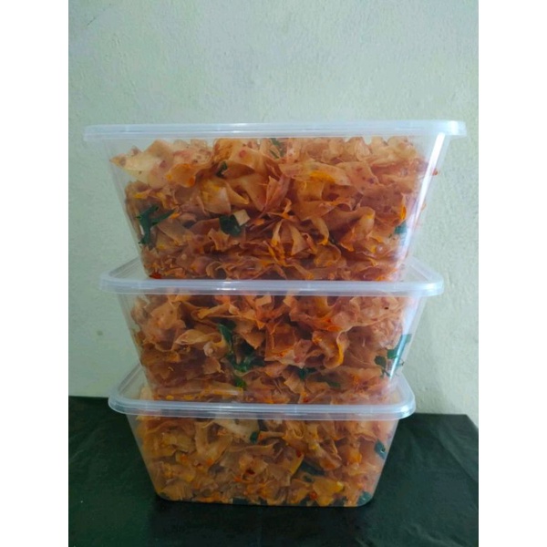 

KERIPIK SINGKONG KRIWIL SIZE 250 GR MIX DAUN JERUK RENYAH PEDAS (TANPA BOX)