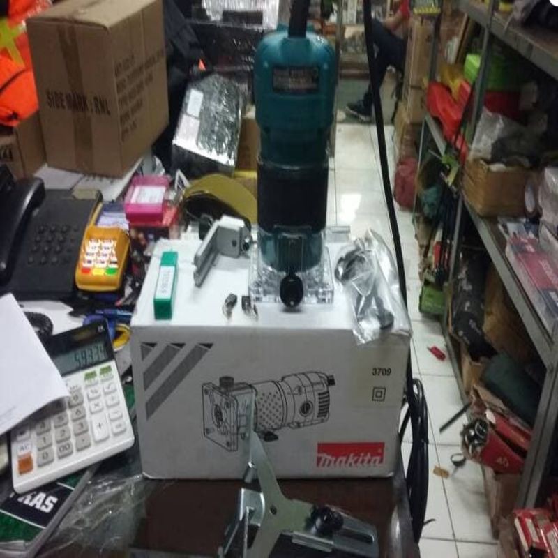 MESIN PROFIL MAKITA 3709 / MESIN TRIMMER MAKITA 3709