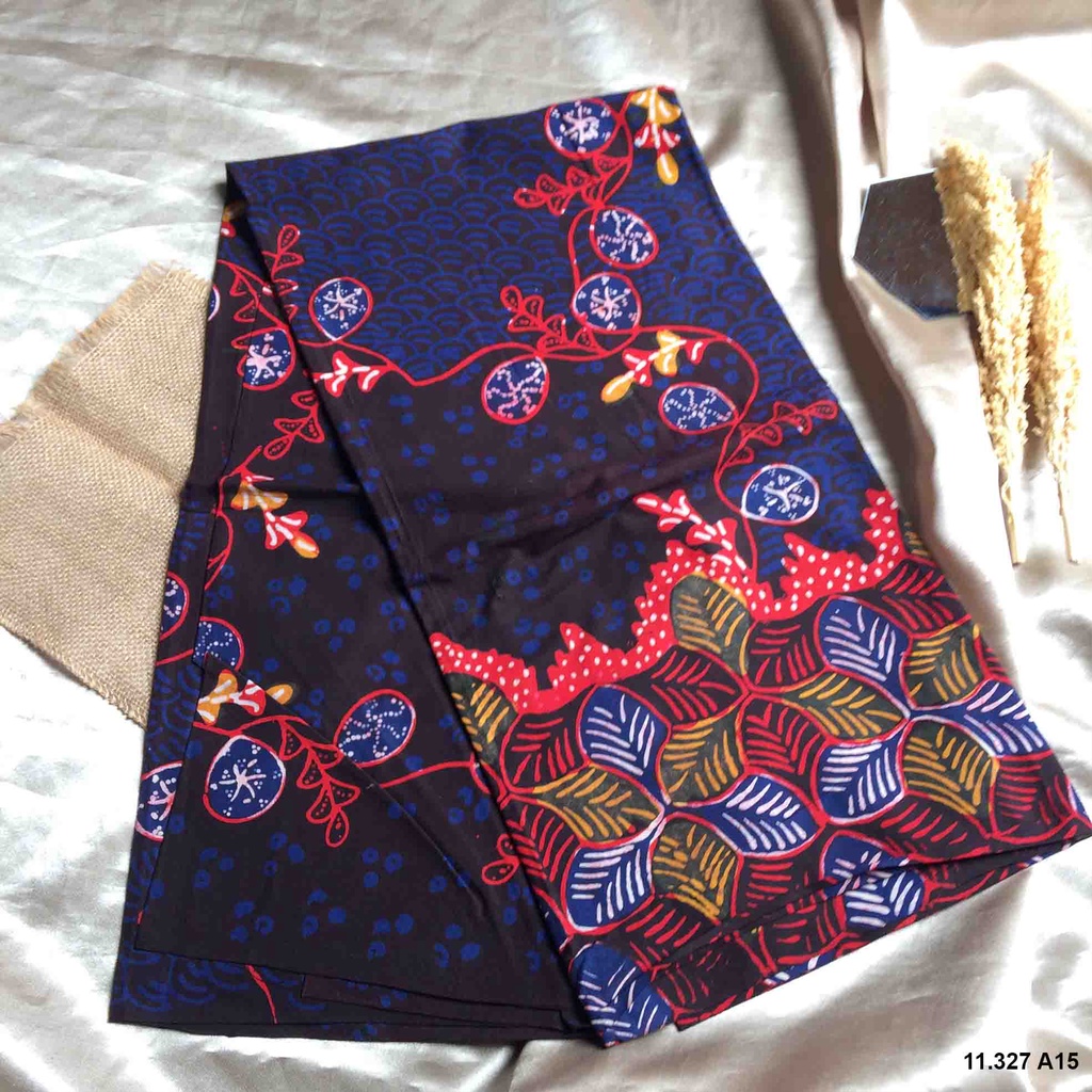 batik tulis asli madura -11.327 -warna hitam biru dan merah - batik kondangan