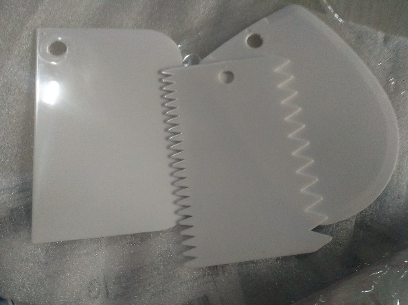 3pcs/set Scraper Dengan Gerigi Asimetris Untuk Penghias Buttercream / Icing Kue