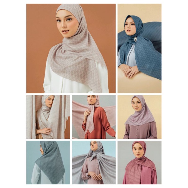 Monogram Scarf by Geulis