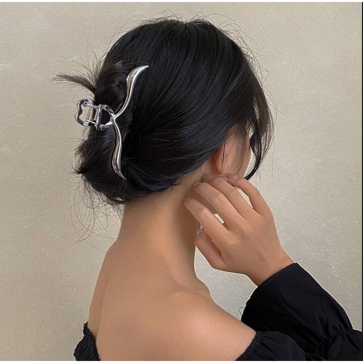 Jepit Rambut Model Butterfly Cross Warna Silver Untuk Wanita