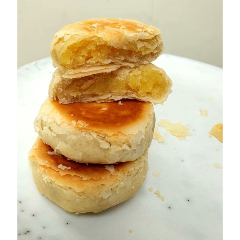 

KUE PIA BINTANG